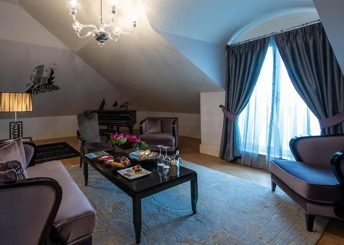 Pera Palace Hotell 5*