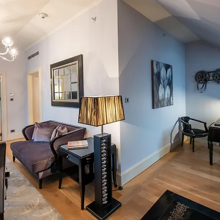 מלון Pera Palace 5*